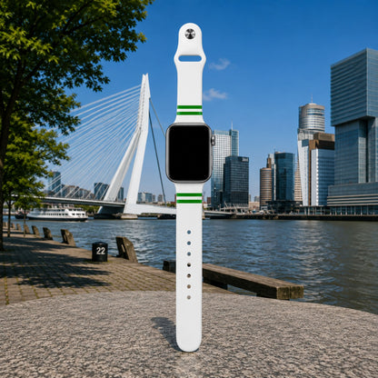 Rotterdam Apple Watch horlogebandje van BnationX in wit en groen, met de Erasmusbrug en skyline van Rotterdam op de achtergrond.
