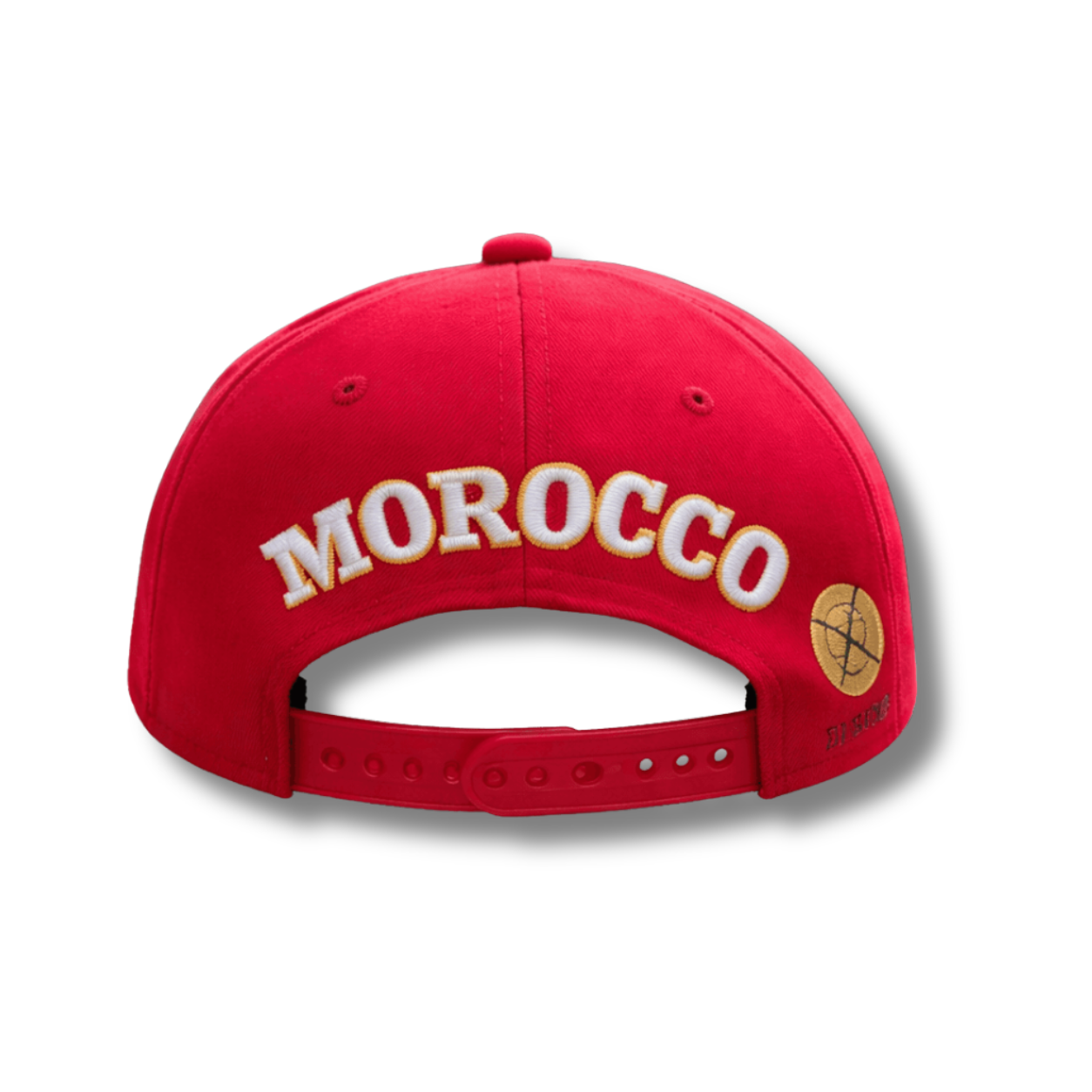 Achterkant van rode Marokkaanse pet met Morocco borduring